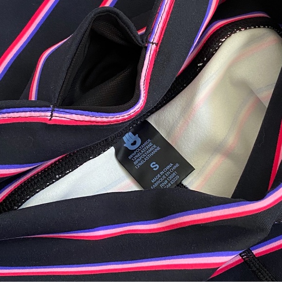 Spiritual Gangster black pink purple watermelon stripe the essential leggings - Picture 9 of 10
